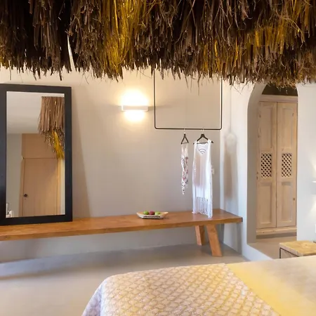 Ifestau.4 Aparthotel 4*