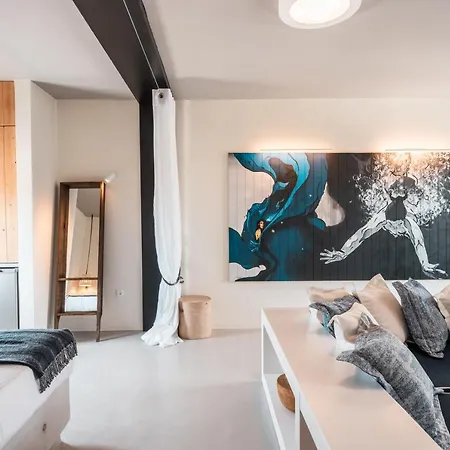 Ifestau.4 4* ثيرا