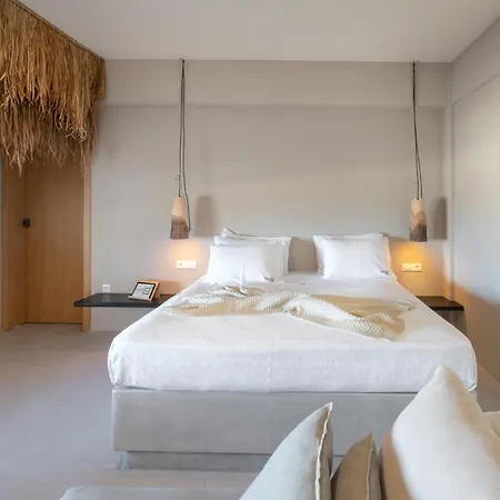 Ifestau.4 4* ثيرا