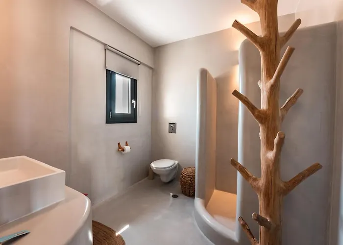 Ifestau.4 Fira (Santorini)