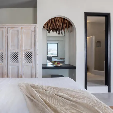 Ifestau.4 Apart Otel Fira (Santorini)