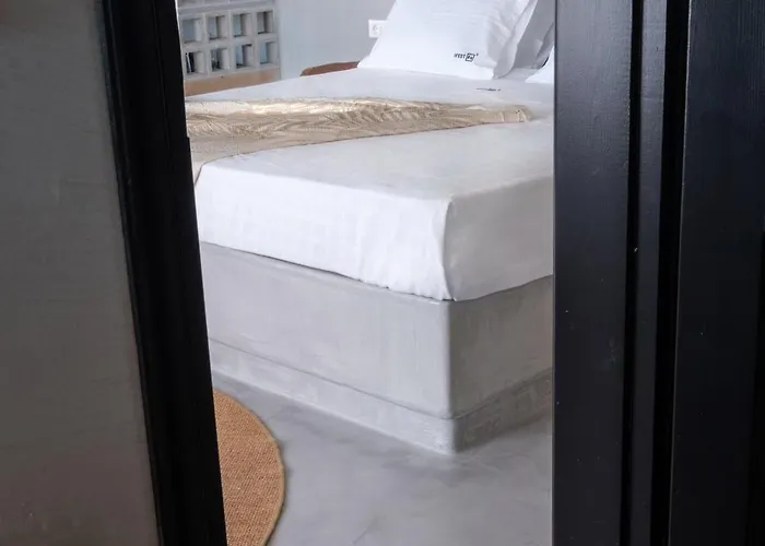 Ifestau.4 Fira (Santorini)