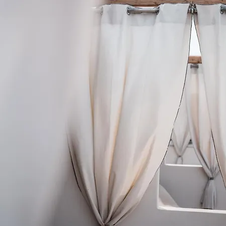 Ifestau.4 Appart hôtel Fira (Santorini)