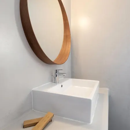 Ifestau.4 Hotel apartamentowy