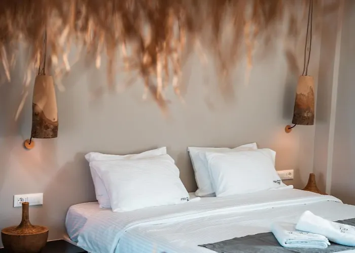 Ifestau.4 4* Fira (Santorini)